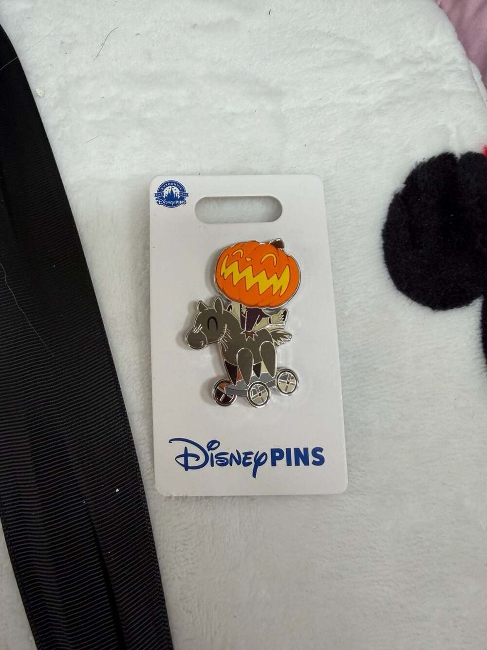 Disney Nightmare Before Christmas Jack Skellington Pumpkin Horse Pin